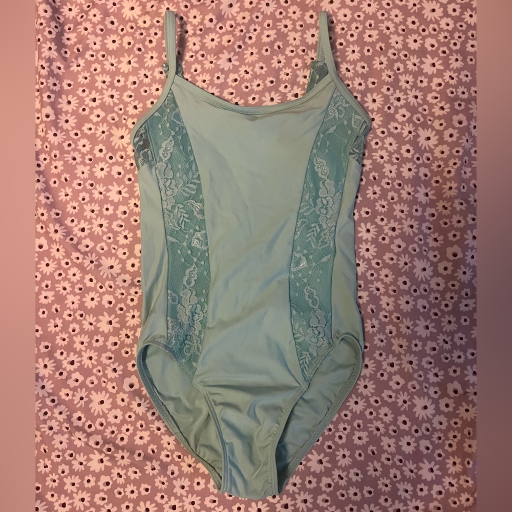 Beautiful Teal Wear Moi